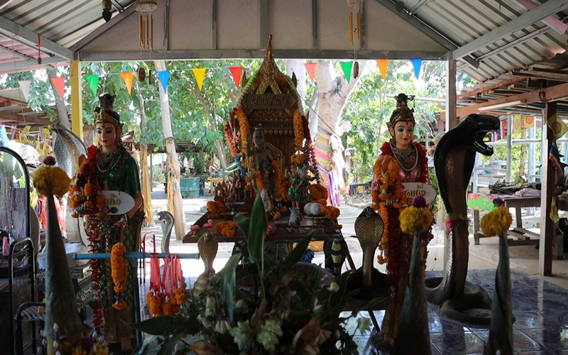 เจ้าแม่กิ่งแก้ว-"Goddess King-Kaew"