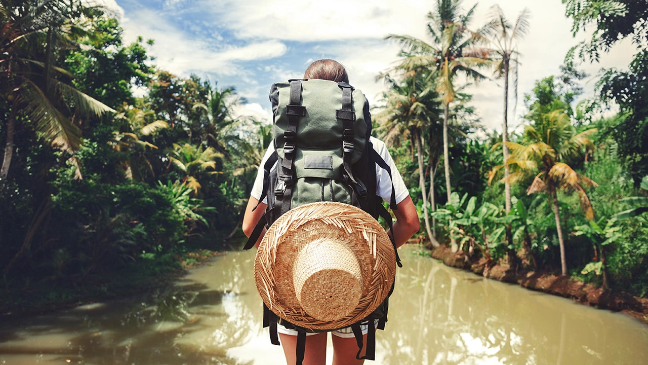 ฝันว่าไปเที่ยวกับเพื่อนผู้หญิง