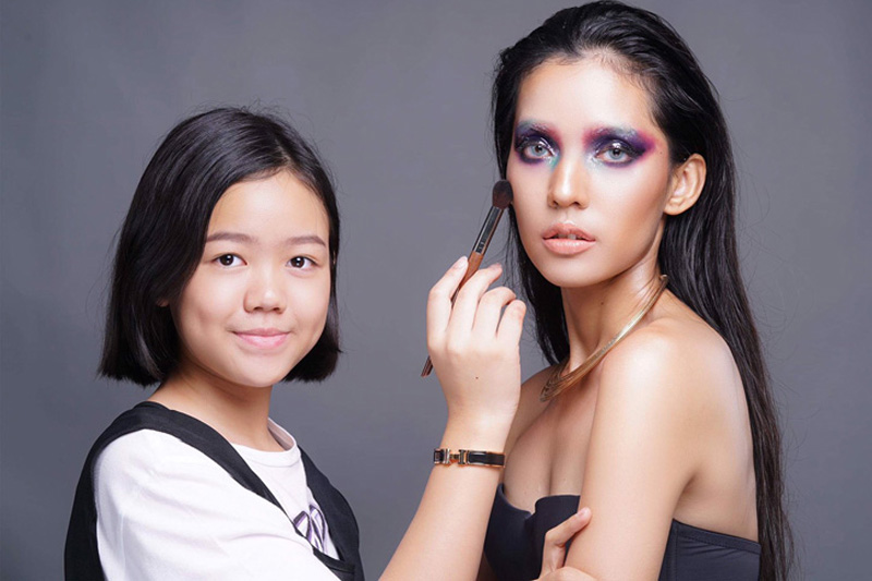 ฝันเห็นตัวเองแต่งตัวสวย