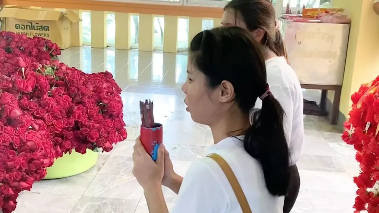 หลวงพ่อแดง เลขเด็ด