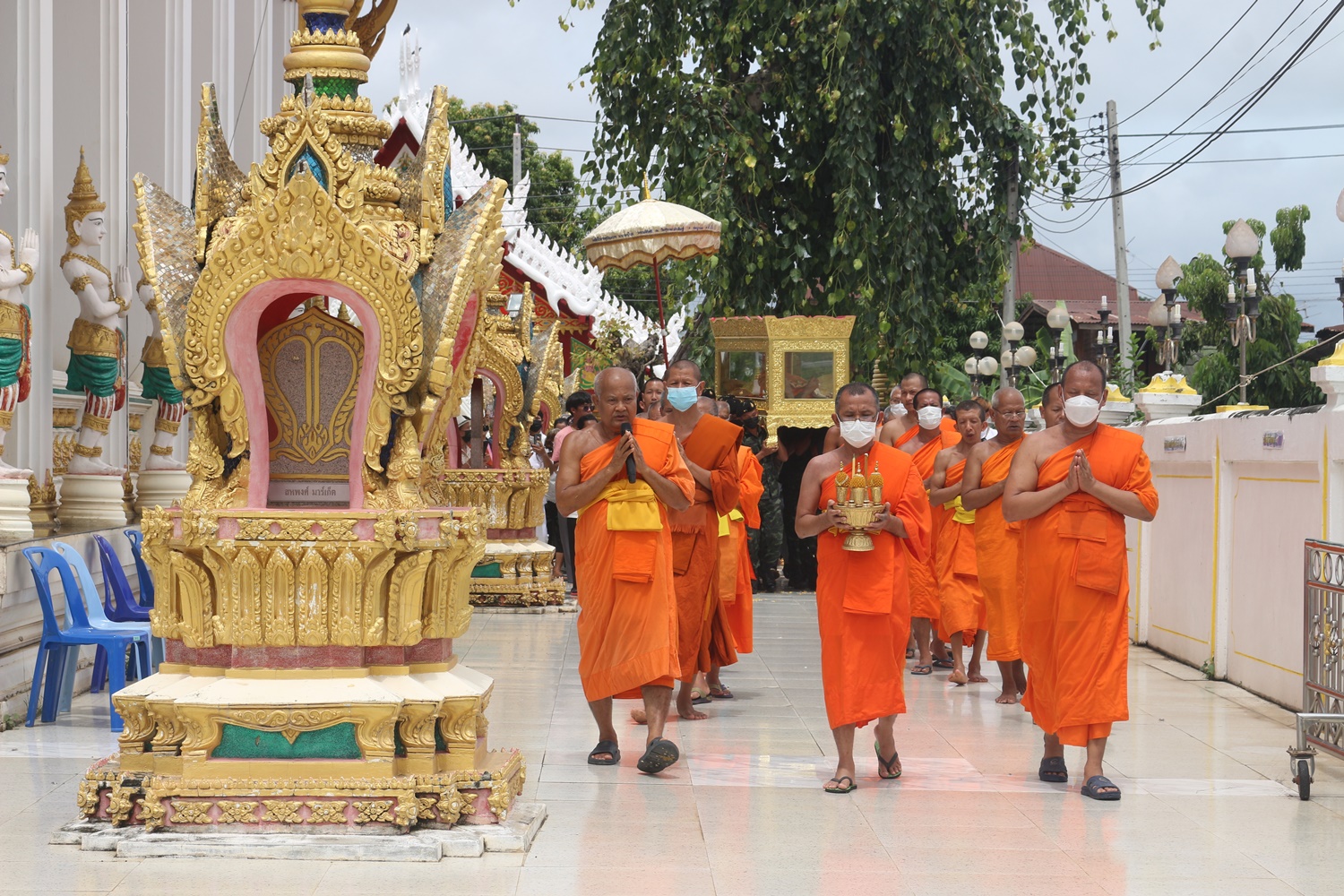 หลวงปู่แขก-showlek