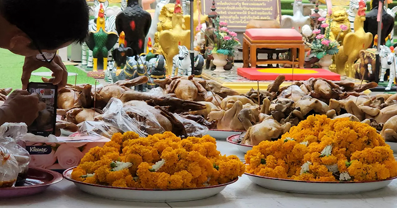 ขอโชคหลวงพ่อสมหวัง