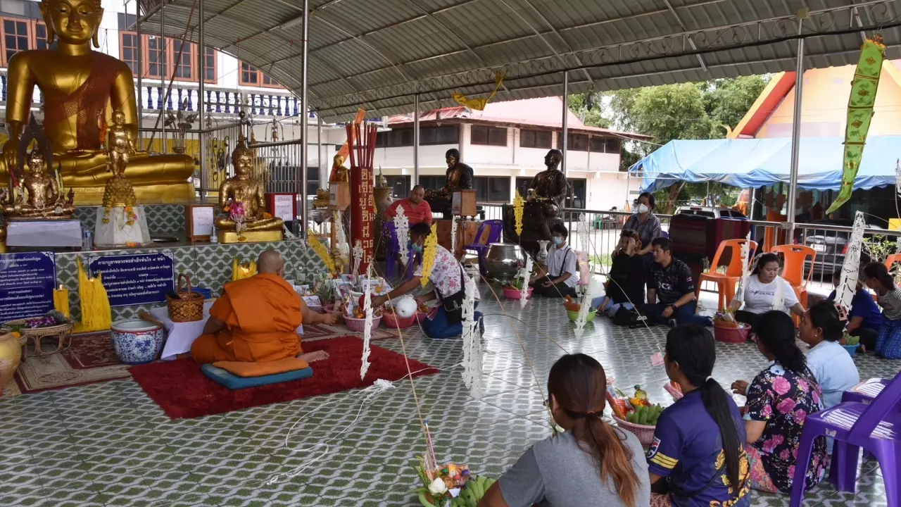 แก้บน พ่อขุนช้าง ได้เลขเด็ด-showlek