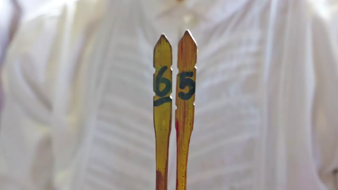 กุมารทองเรียกทรัพย์-"Genuine Golden Boy"