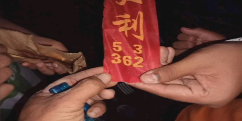เลขหางประทัด-"firecracker tail number"