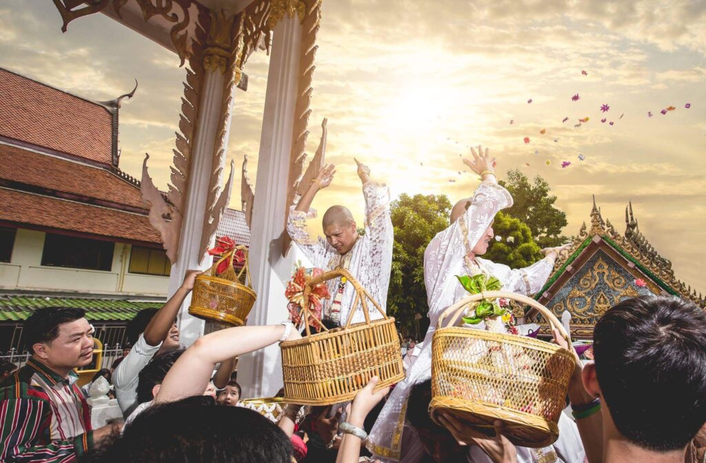 ฝันไปงานบวชนาค - "Dreaming of going to an ordination ceremony"