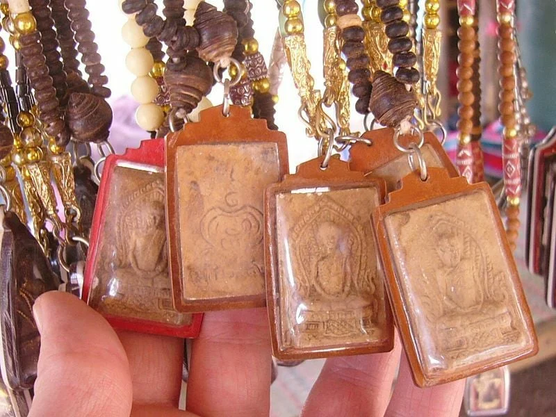 ฝันว่าได้พระ เลขเด็ด - "Dreamed of getting amulets, lucky numbers"