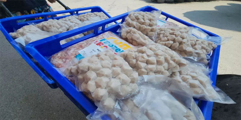 เจ้าของโรงงานหมู-"Pork factory owner"