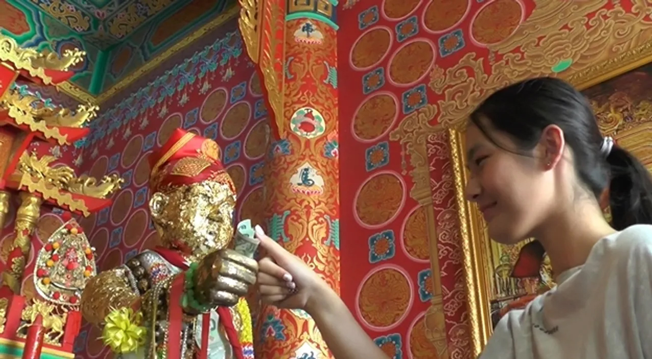 กุมารไก่ทอง-"Golden Chicken Boy"