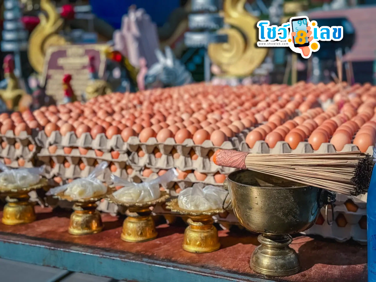 แก้บน "หลวงพ่อสมหวัง"-"Make a vow to Luang Por Somwang"